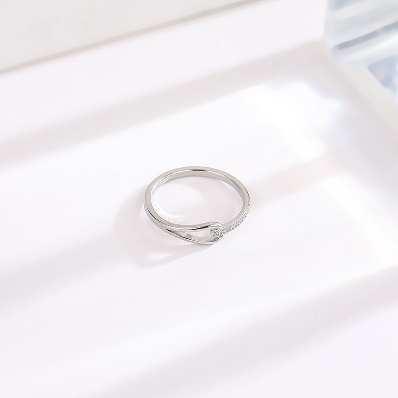 Approximately long diamond hollow titanium steel ring, female niche design, light luxury, fashionable and personalized ring